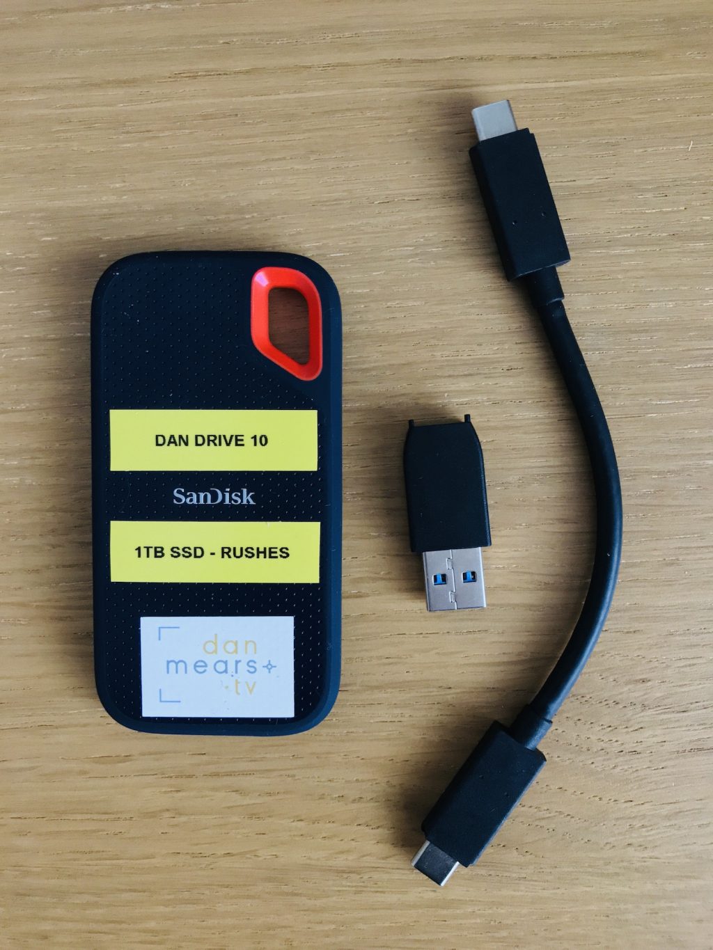 SanDisk Portable SSD and Cables